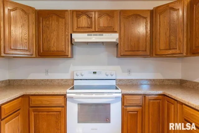 $185,000 | 601 Lincoln Street, St. David, IL 61563