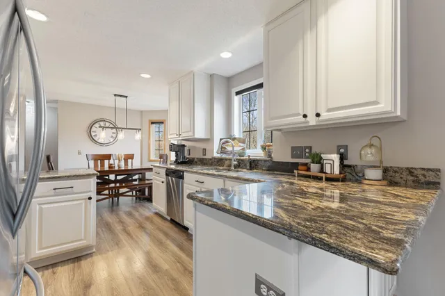 $399,900 | 13233 Williamsberg Drive, Savage, MN 55378