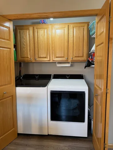 $399,900 | 13233 Williamsberg Drive, Savage, MN 55378