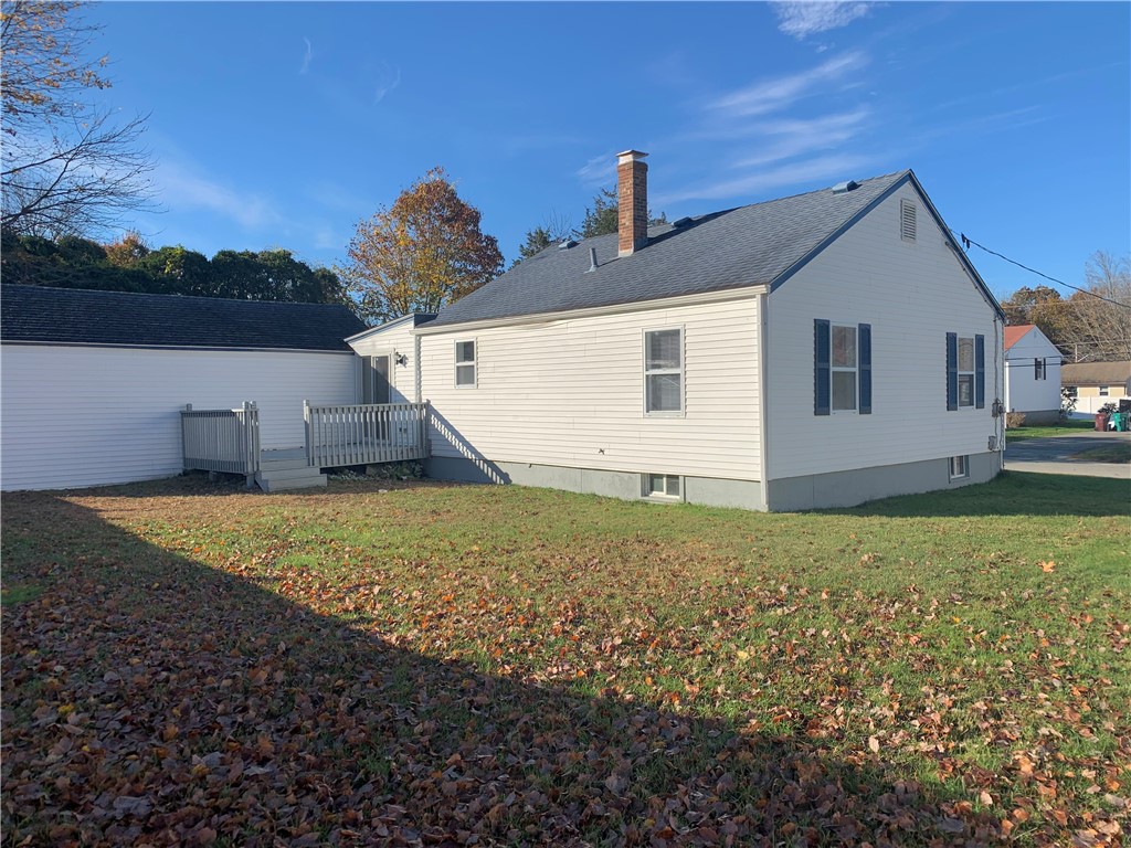 73 Dawn Boulevard Woonsocket, RI 02895 - Photo 4 of 19 Gallery Image 4
