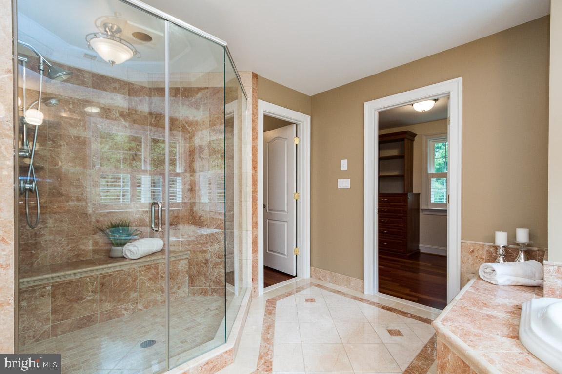 313 Adahi Road Southeast Vienna, VA 22180 - Photo 39 of 82 Gallery Image 39