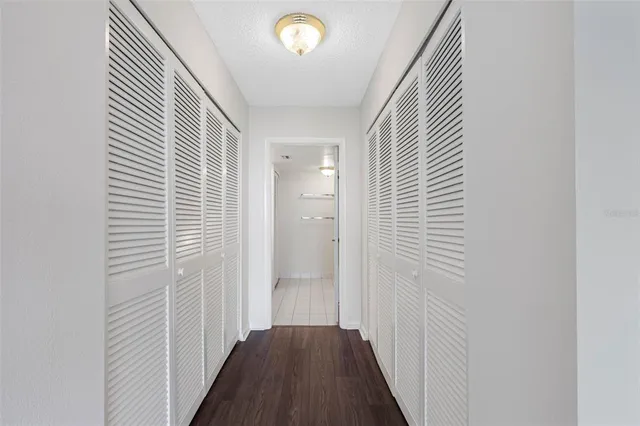 $395,000 | 220 Belleview Boulevard, Unit 609, Belleair, FL 33756