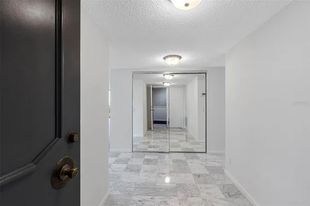 $395,000 | 220 Belleview Boulevard, Unit 609, Belleair, FL 33756