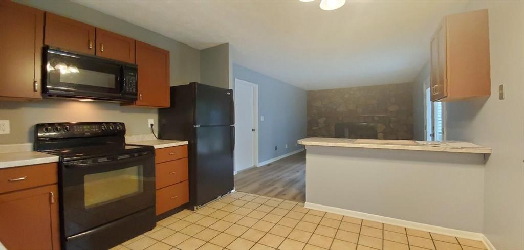 5902 Milhouse Road Indianapolis, IN 46221 - Photo 6 of 11 Gallery Image 6