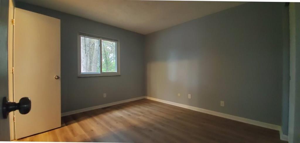 5902 Milhouse Road Indianapolis, IN 46221 - Photo 7 of 11 Gallery Image 7