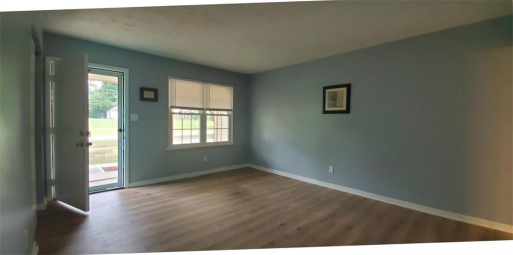 5902 Milhouse Road Indianapolis, IN 46221 - Photo 10 of 11 Gallery Image 10
