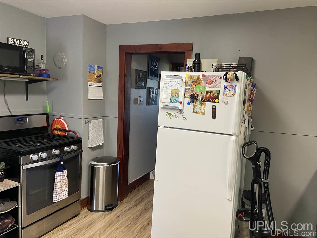 301 Elm Street Ishpeming, MI 49849 - Photo 6 of 32