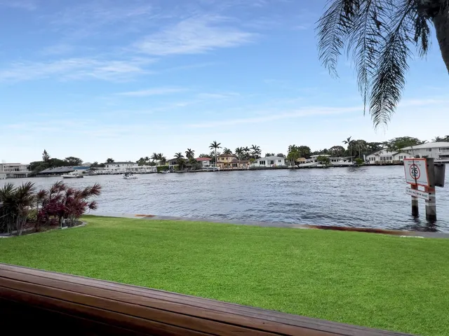 $625,000 | 3100 Northeast 48th Street, Unit PH10, Fort Lauderdale, FL 33308