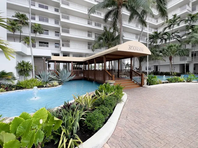 $625,000 | 3100 Northeast 48th Street, Unit PH10, Fort Lauderdale, FL 33308