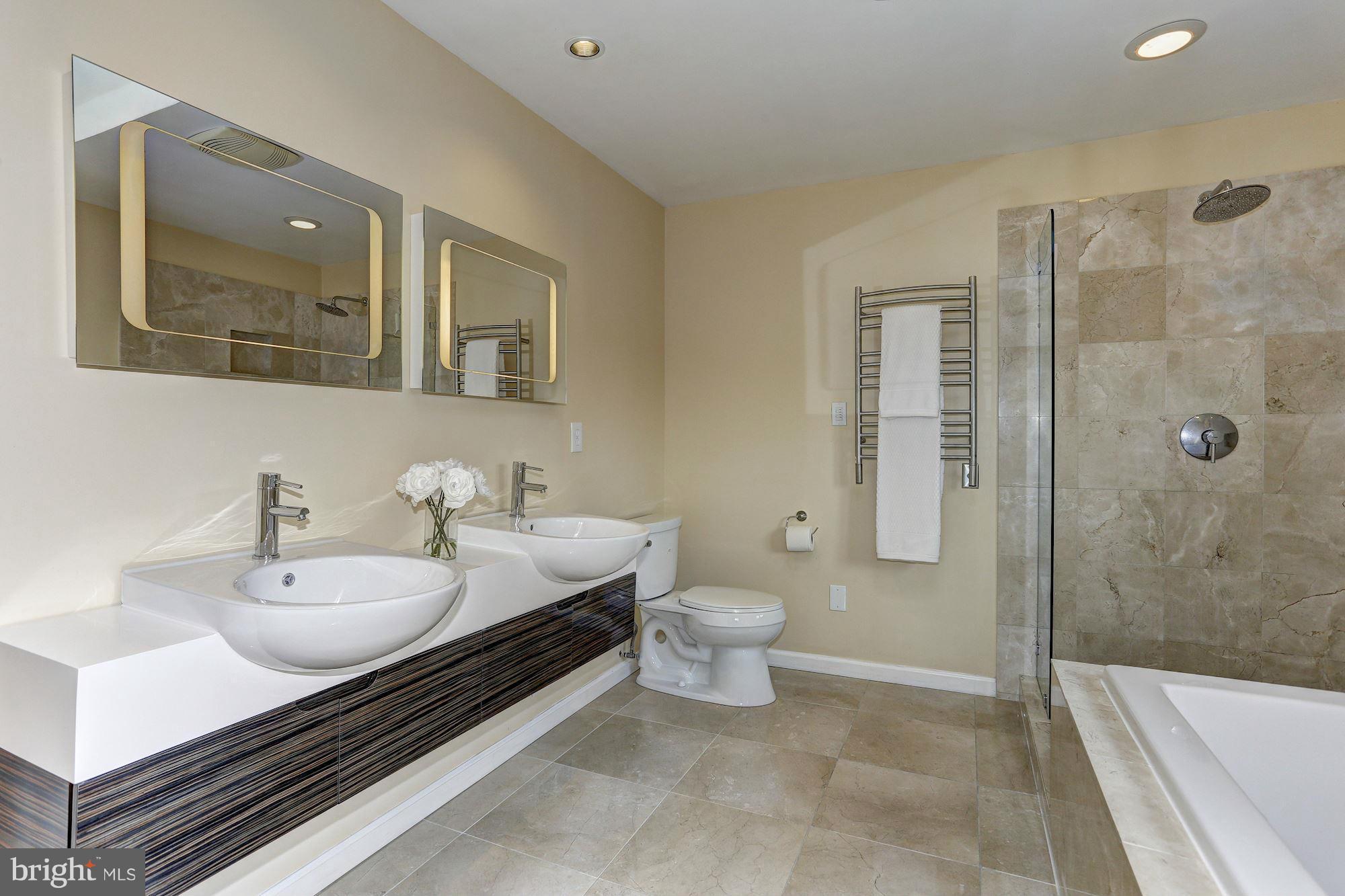 2104 Highland Ridge Drive Phoenix, MD 21131 - Photo 14 of 30 Bath (Master)