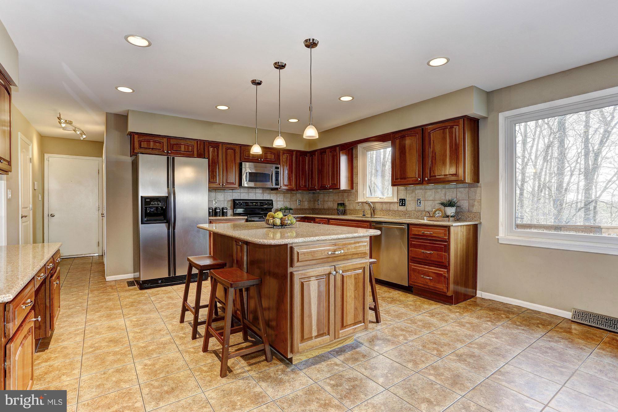 2104 Highland Ridge Drive Phoenix, MD 21131 - Photo 7 of 30 Kitchen