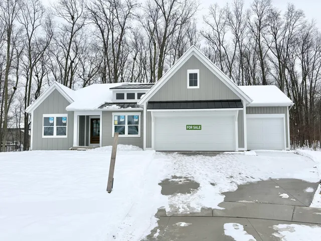 $649,900 | 5964 Claymont Court Southeast, Caledonia, MI 49316