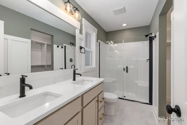 $639,900 | 5964 Claymont Court Southeast, Caledonia, MI 49316