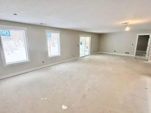 $649,900 | 5964 Claymont Court Southeast, Caledonia, MI 49316