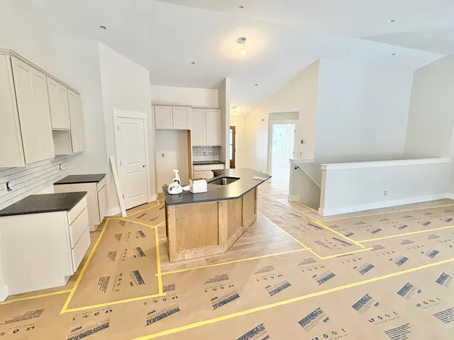 $649,900 | 5964 Claymont Court Southeast, Caledonia, MI 49316