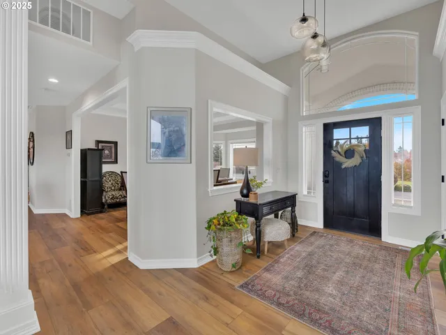 $999,900 | 41375 Southeast Vista Loop Drive, Sandy, OR 97055