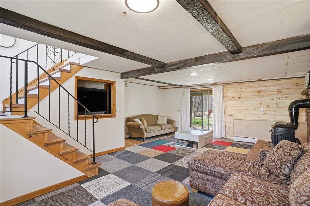 25 Daniel Drive Coventry, RI 02816 - Photo 22 of 37