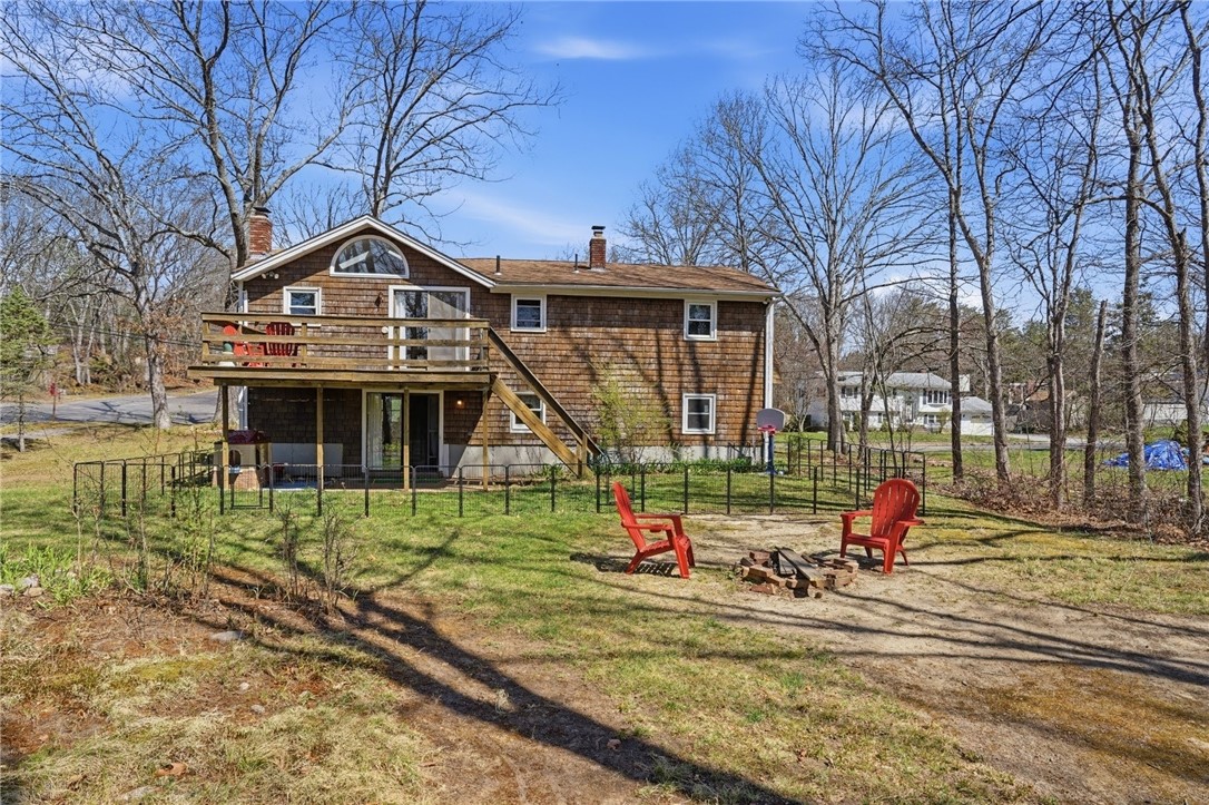 25 Daniel Drive Coventry, RI 02816 - Photo 3 of 37