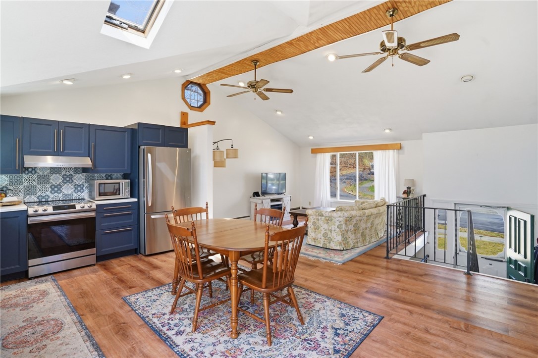 25 Daniel Drive Coventry, RI 02816 - Photo 8 of 37