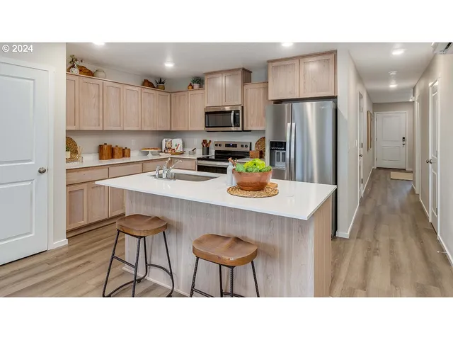 $419,995 | 1490 Southeast Pheasant Avenue, Gresham, OR 97080