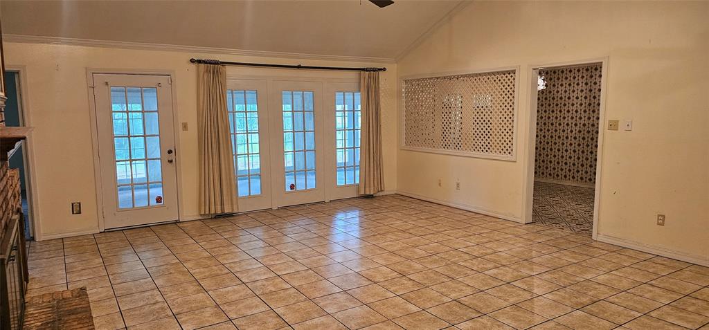 2 Woodfern Lane Haughton, LA 71037 - Photo 13 of 33 a view of an empty room with window