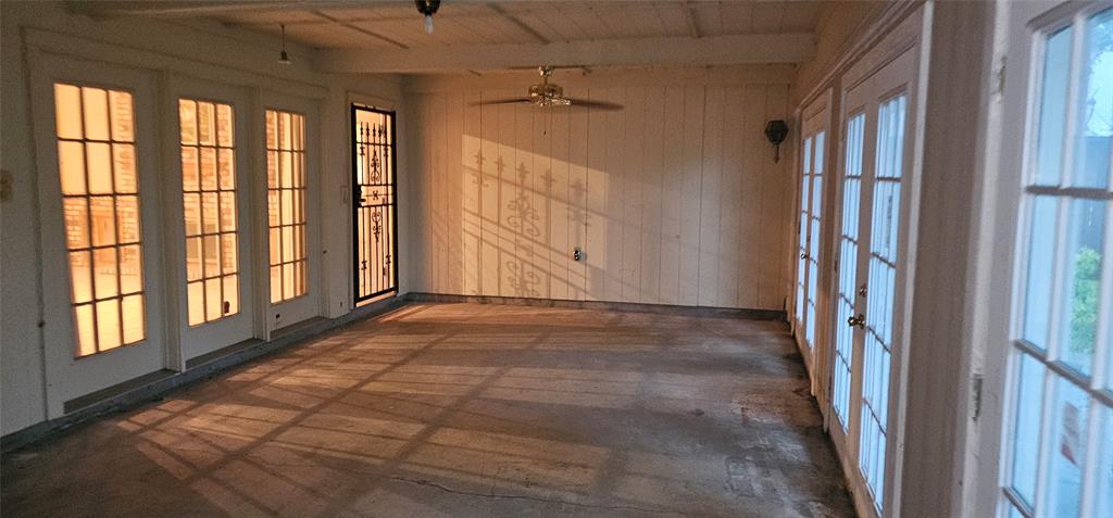 2 Woodfern Lane Haughton, LA 71037 - Photo 27 of 33 a view of an empty room with a window