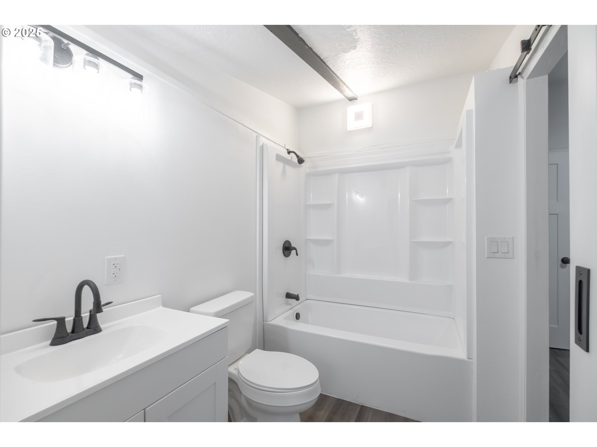 3698 Short Street Southeast Salem, OR 97302 - Photo 14 of 41