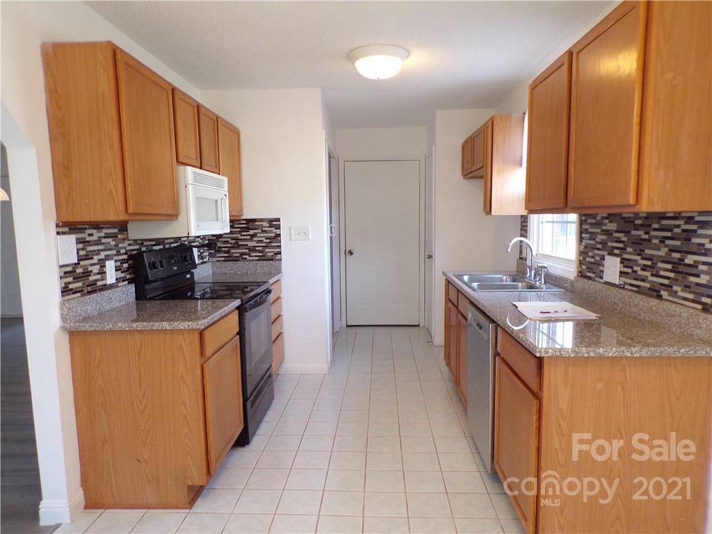 4094 C C & B Farm Road Conover, NC 28613 - Photo 14 of 29 Gallery Image 14
