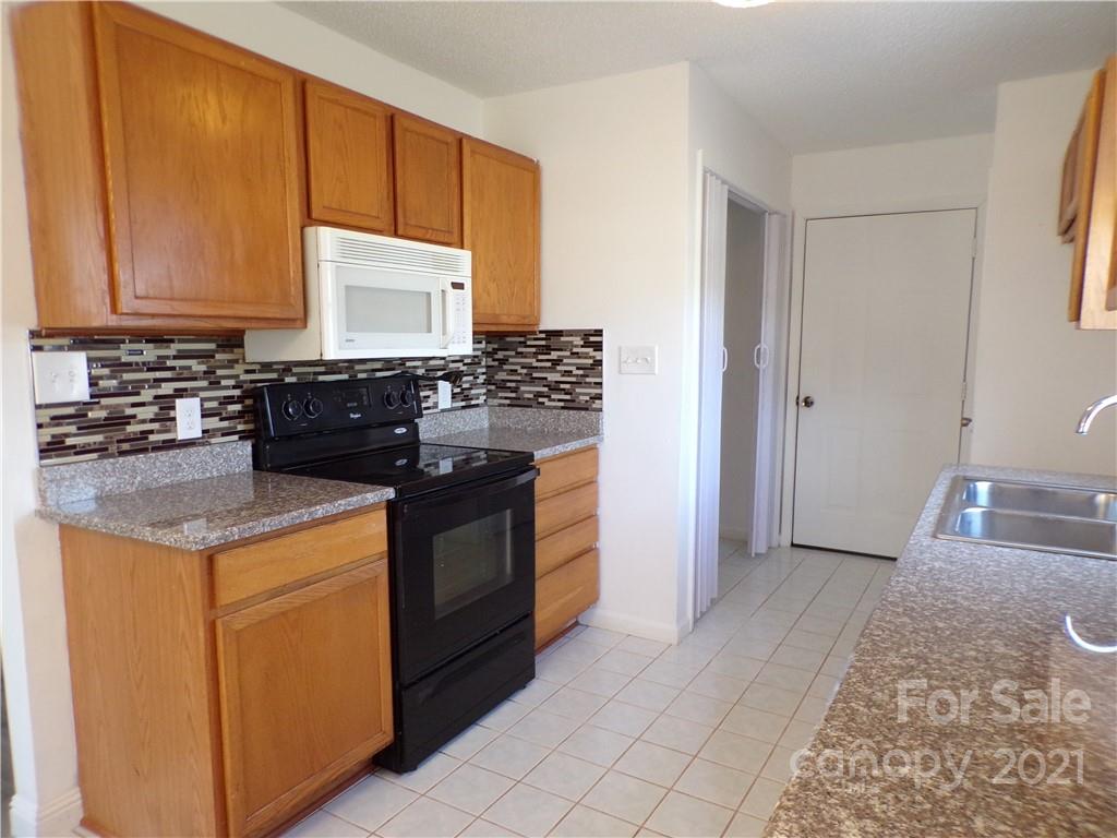 4094 C C & B Farm Road Conover, NC 28613 - Photo 15 of 29 Gallery Image 15