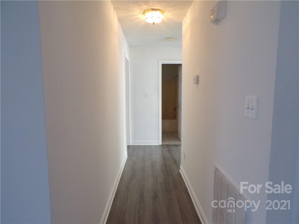 4094 C C & B Farm Road Conover, NC 28613 - Photo 19 of 29 Gallery Image 19