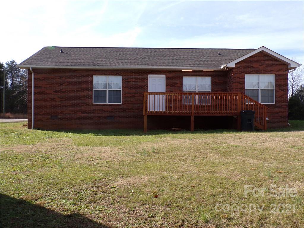 4094 C C & B Farm Road Conover, NC 28613 - Photo 3 of 29 Gallery Image 3