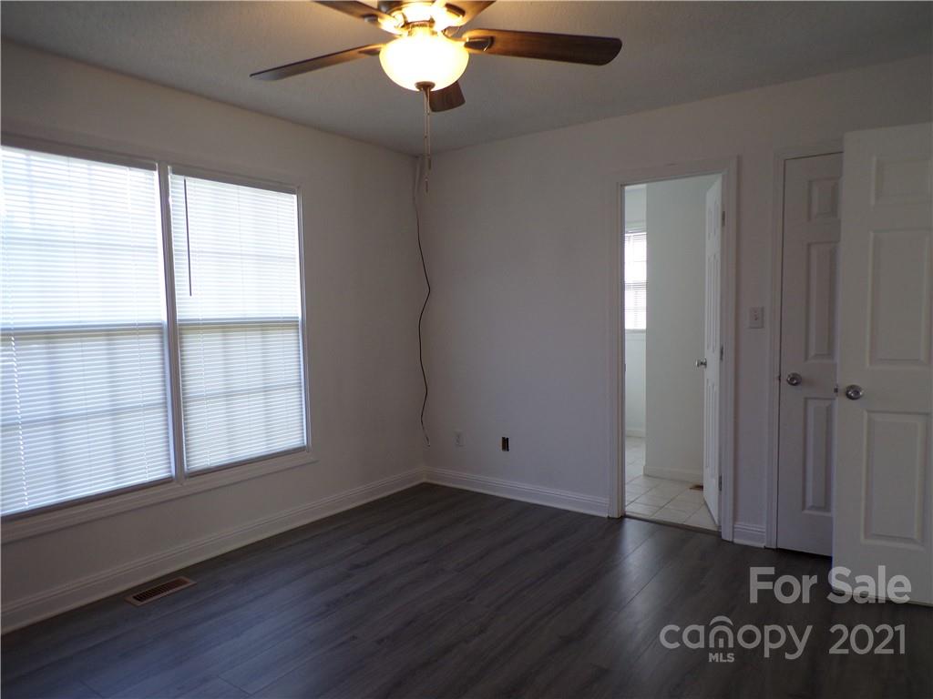 4094 C C & B Farm Road Conover, NC 28613 - Photo 26 of 29 Gallery Image 26