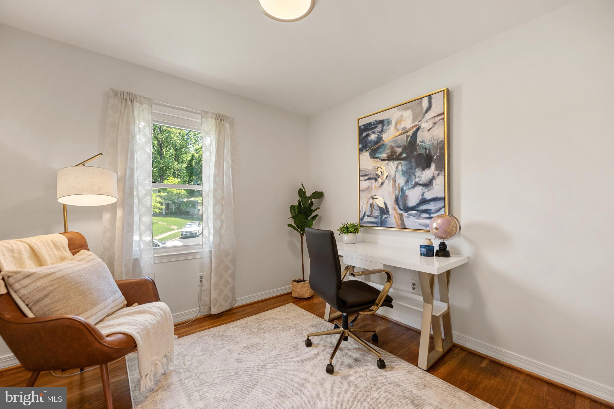 6800 Seton Court Springfield, VA 22152 - Photo 26 of 51 a workspace with furniture and a window