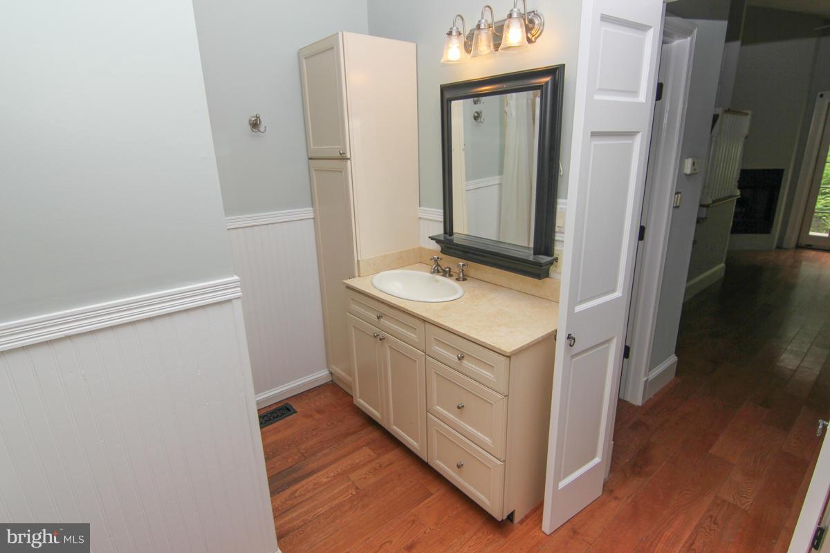 2516 Davidsonville Road Gambrills, MD 21054 - Photo 14 of 30 Bath (Master)