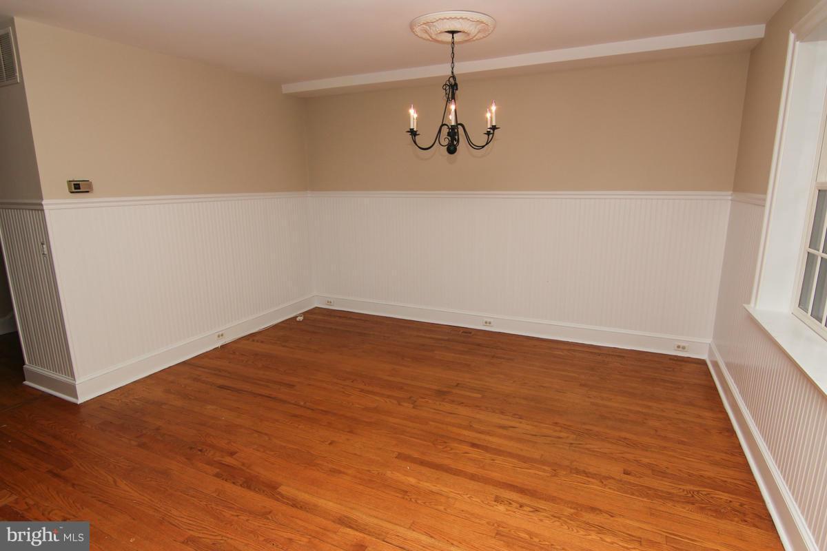 2516 Davidsonville Road Gambrills, MD 21054 - Photo 10 of 30 Dining Room