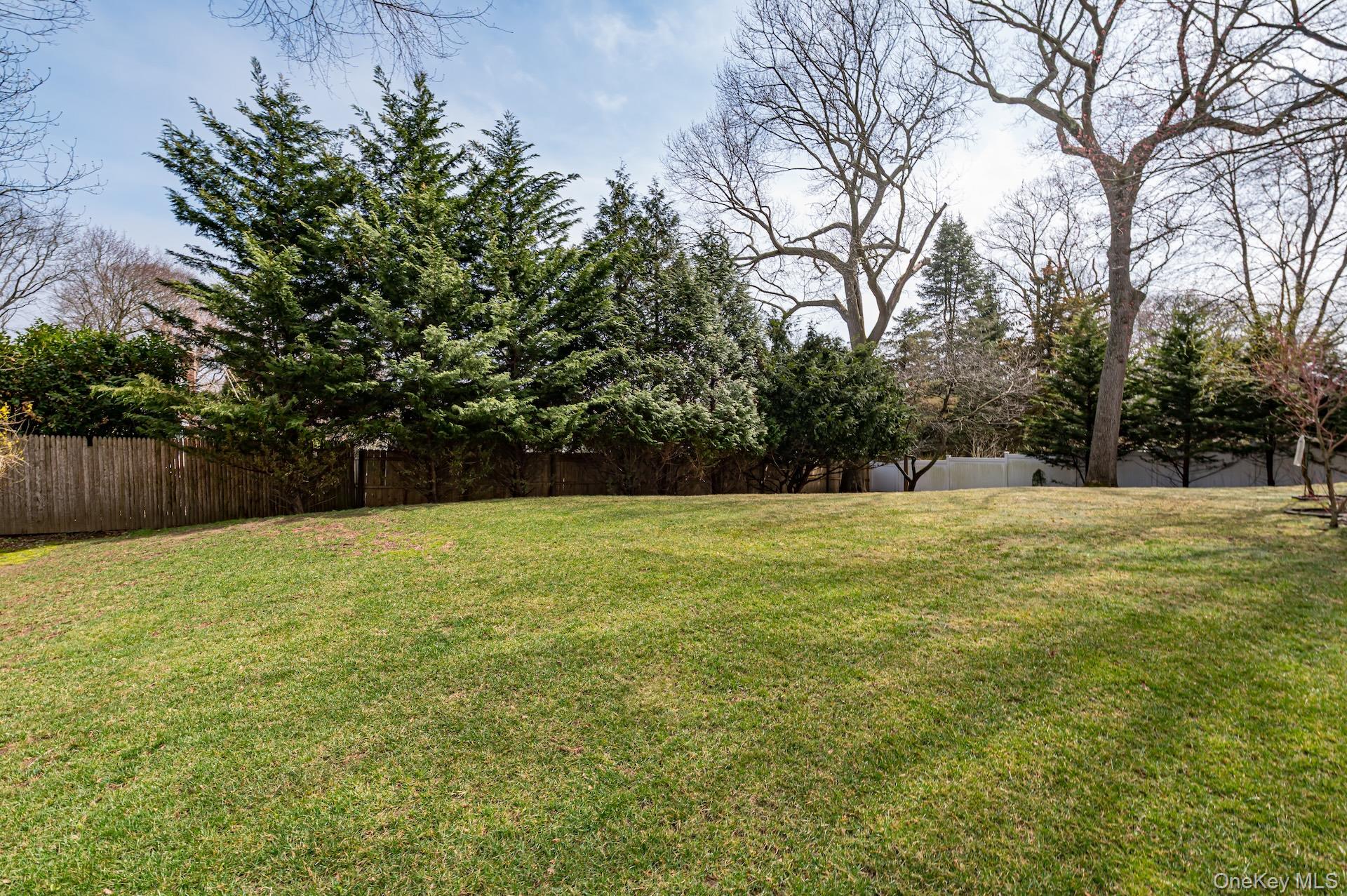 19 Harvard Road Shoreham, NY 11786 - Photo 27 of 30 room to roam & play