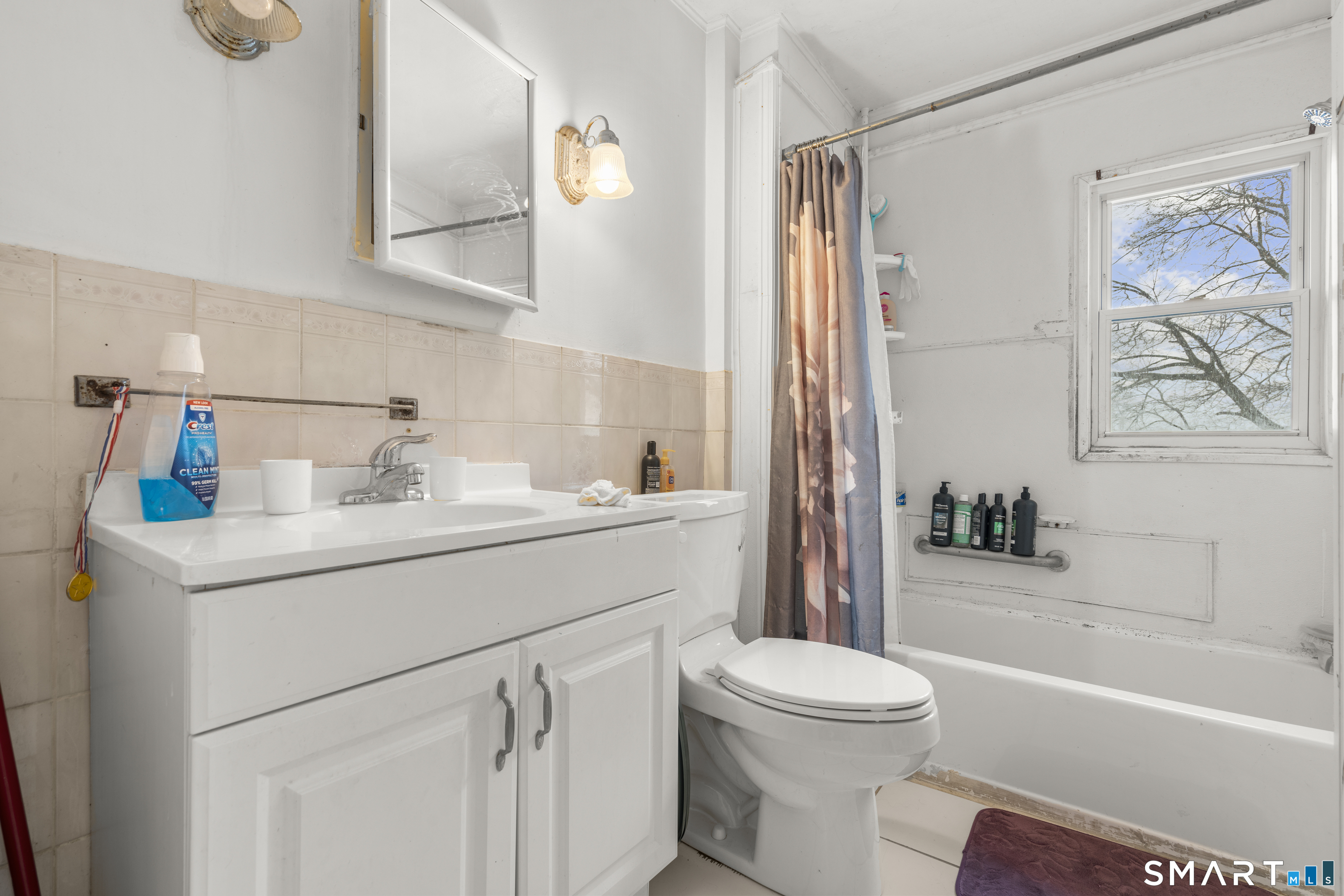 170 Judson Place Bridgeport, CT 06610 - Photo 9 of 17