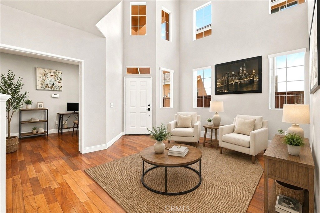 17892 Spring Hill Way Riverside, CA 92503 - Photo 11 of 46 Gallery Image 11
