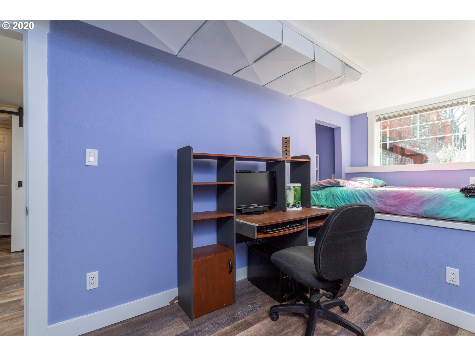 1025 Southwest Taylors Ferry Road Portland, OR 97219 - Photo 20 of 27 Gallery Image 20
