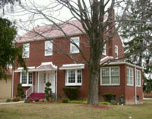 2878 Brodhead Road Aliquippa, PA 15001 - Photo 1 of 8 Exterior Front.