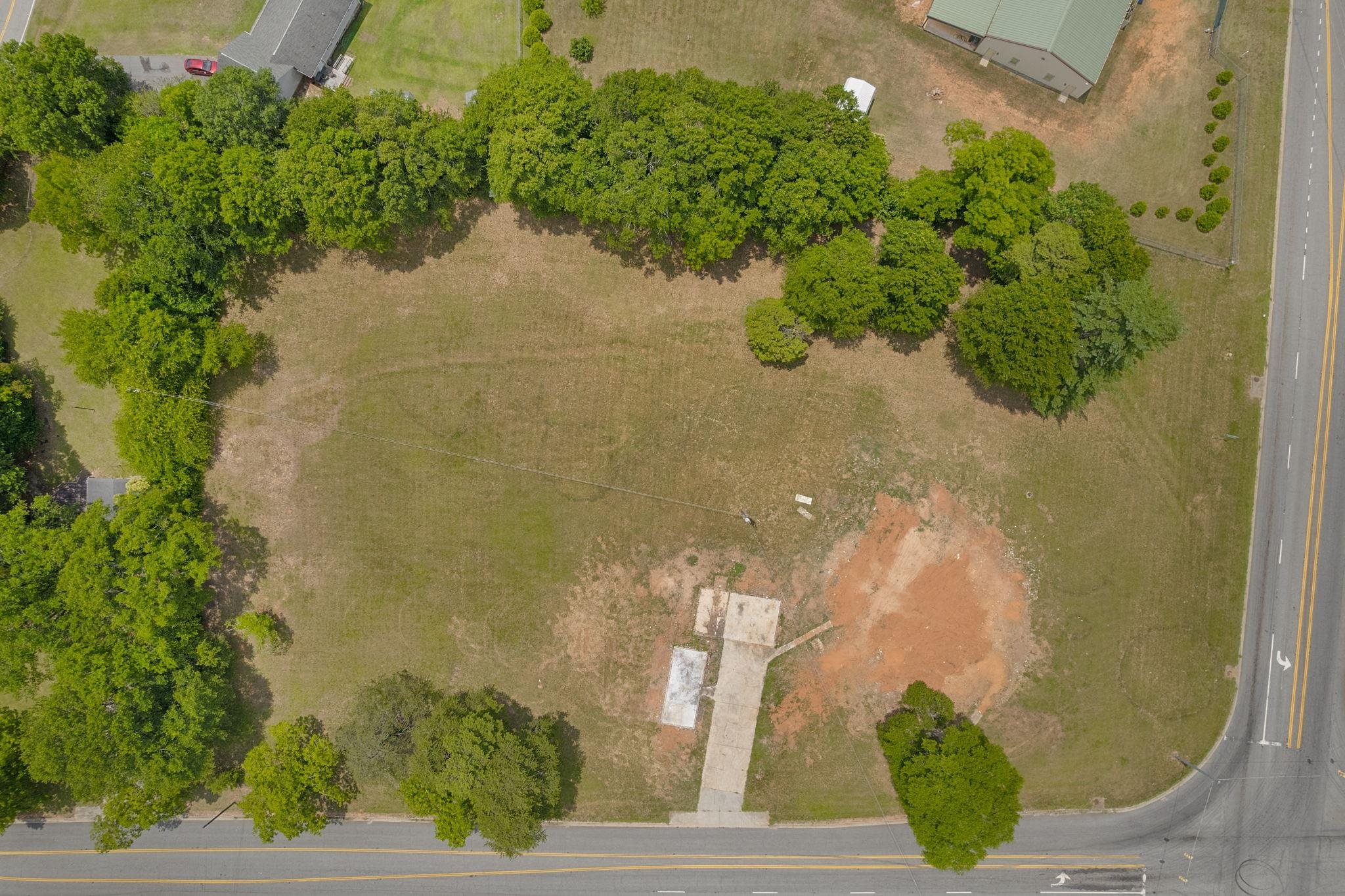 601 Lyman Road Inman, SC 29349 - Photo 2 of 15 Gallery Image 2