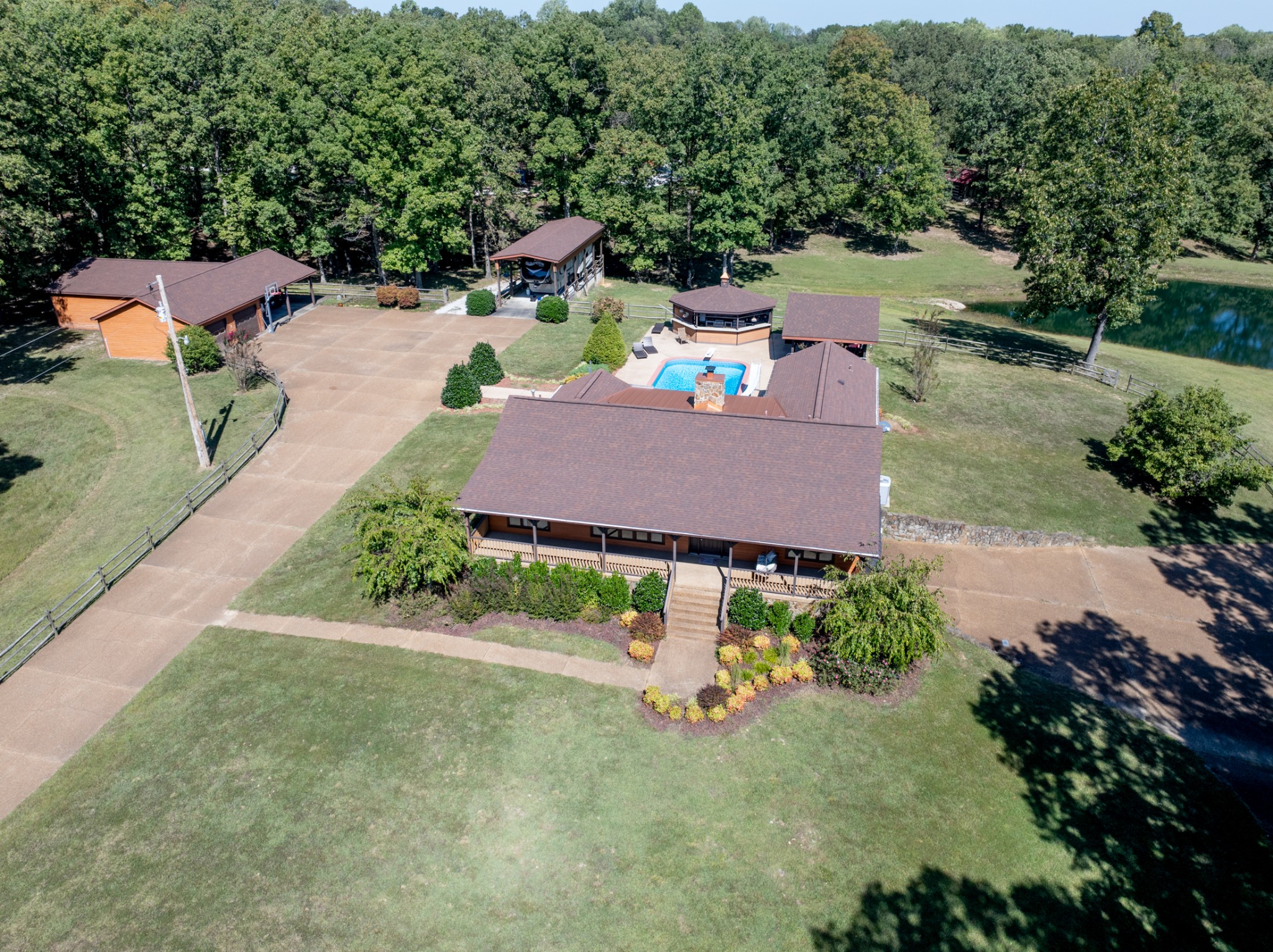 1480 Pomona Road Dickson, TN 37055 - Photo 2 of 79
