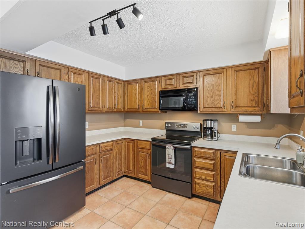 5470 Jamestown Road Utica, MI 48317 - Photo 17 of 50 Gallery Image 17