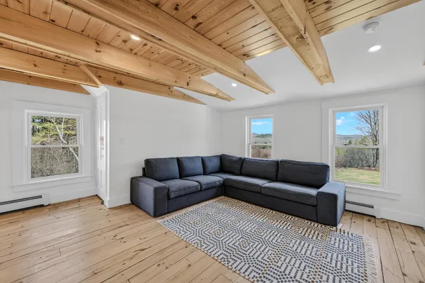 $874,900 | 138 Guider Lane, Bethlehem, NH 03574