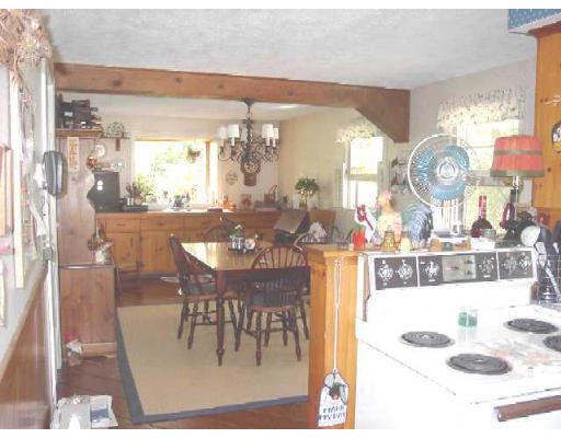 330 Maple Road Longmeadow, MA 01106 - Photo 2 of 4
