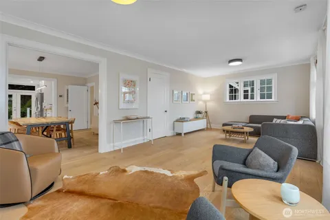 $1,395,000 | 2629 Boyer Avenue East, Seattle, WA 98102