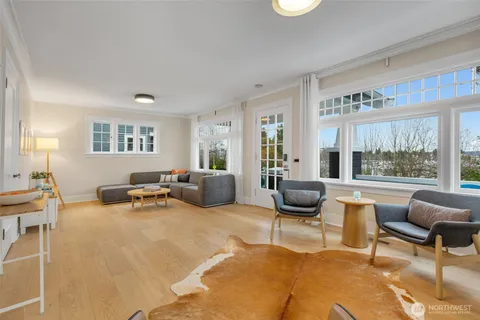 $1,395,000 | 2629 Boyer Avenue East, Seattle, WA 98102