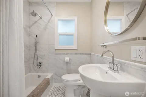 $1,395,000 | 2629 Boyer Avenue East, Seattle, WA 98102