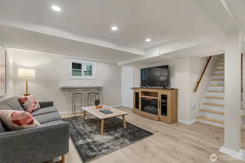 $1,395,000 | 2629 Boyer Avenue East, Seattle, WA 98102