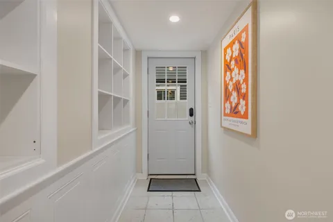 $1,395,000 | 2629 Boyer Avenue East, Seattle, WA 98102